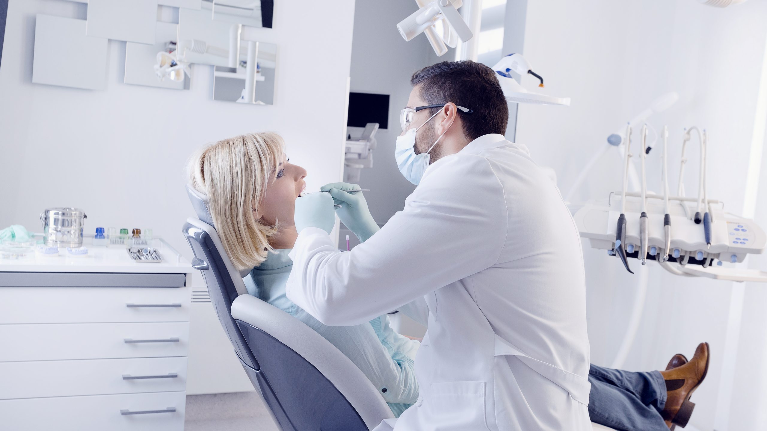 Dentist in Bellwood, IL